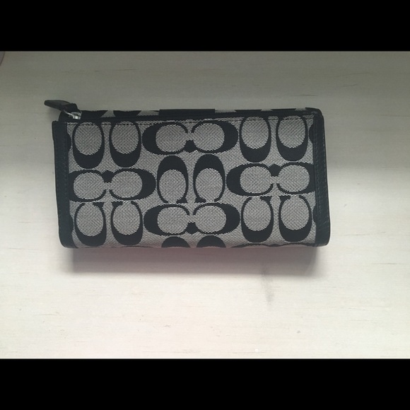 Authentic Coach Wallet - Picture 2 of 4